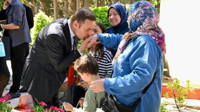 Ahmet Akın ile gaziler ve şehit aileleri yalnız değil