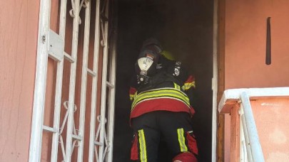 Altınoluk’ta Sitede Yangın Paniği