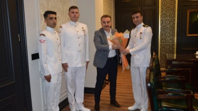Sahil Güvenlik Komutanlığı'ndan Kutlama Ziyareti