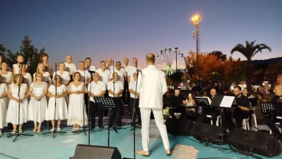 Akçay Meydanında müzik şöleni