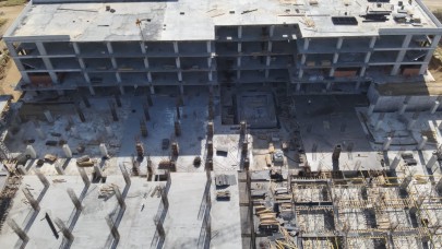 Edremit'te 300 yataklı Yeni Edremit Devlet Hastanesi inşaatı yükseliyor