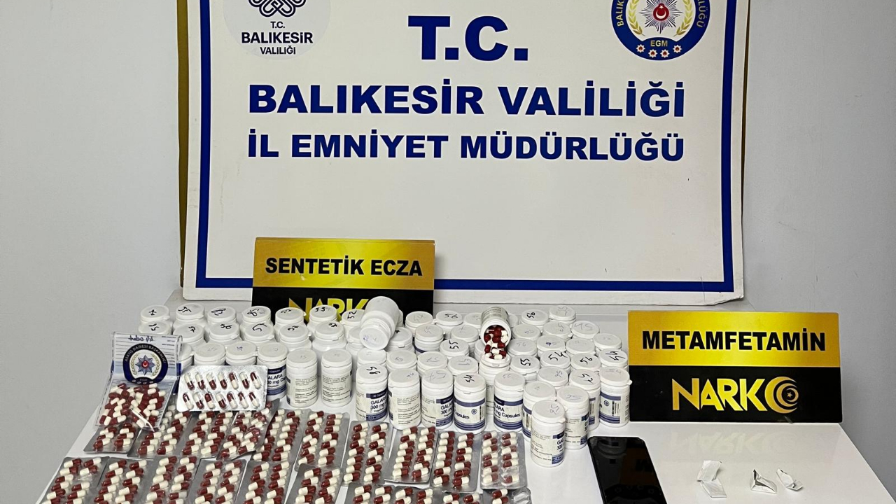 Ayvalık'ta yaklaşık 4 bin adet uyuşturucu hap ele geçilirdi