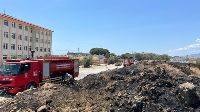 Edremit’te ot yangını paniği!
