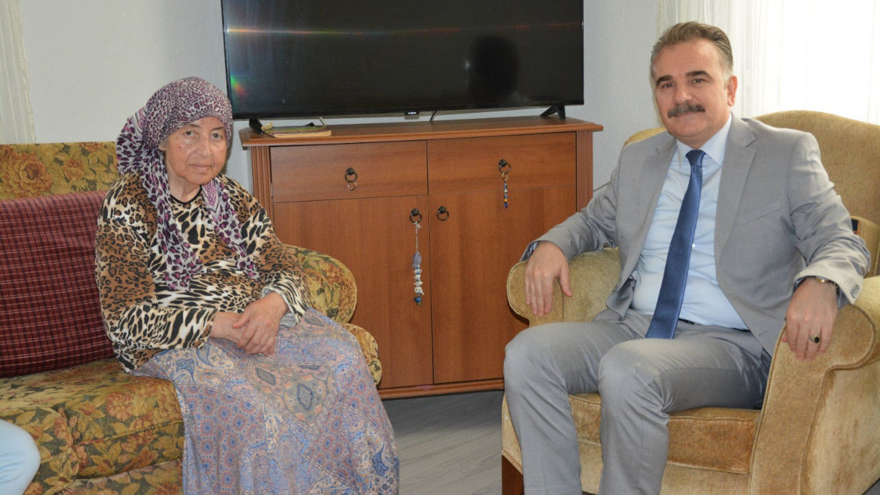 Kaymakam Odabaş'tan şehit annelerine anlamlı ziyaret
