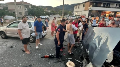 Edremit’te kazada araçta sıkıştı