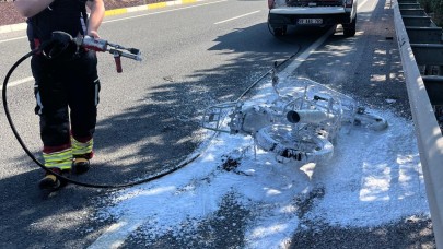 Edremit’te motosiklet alev aldı