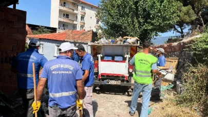 Edremit’te mahallelerde detaylı temizlik seferberliği