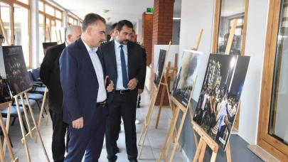 Edremit'te "15 Temmuz" temalı fotoğraf sergisi