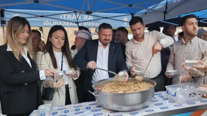 Ak Parti Balıkesir İl Başkanlığı'ndan 20 ilçede aşure hayrı