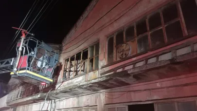 Karesi'de marangozhane yangını