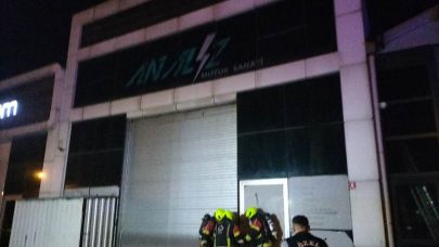 Balıkesir Sanayi Sitesi'nde fırın kablolarından yangın çıktı