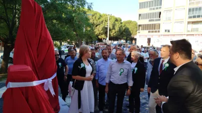 Gömeç'te Srebrenitsa Soykırımı anıtı açıldı ve konferans düzenlendi