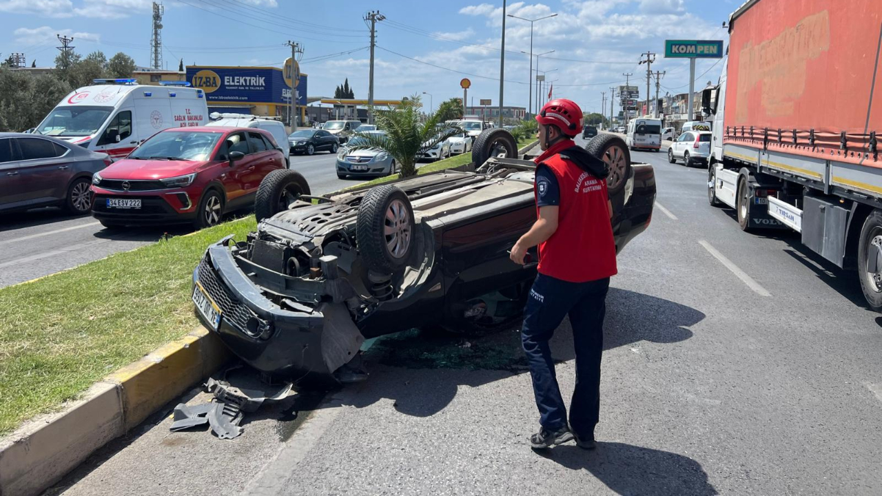 Balıkesir Edremit'te otomobil ters takla attı: 1 yaralı