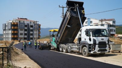 Başkan Akın, vatandaşın yol çilesini bitiriyor