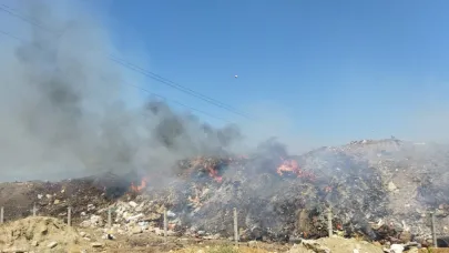Edremit'te korkutan çöplük yangını