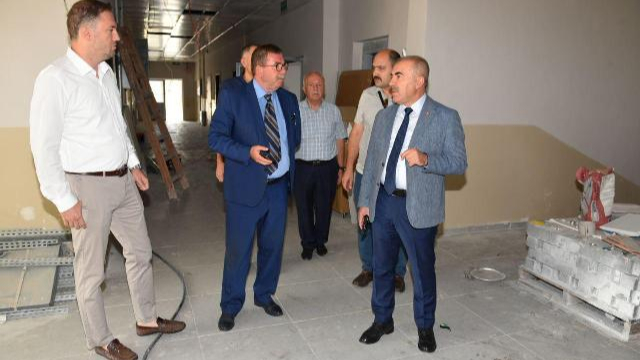 Balıkesir Kazan, Demir Kepçe, yatırımlarını yerinde inceliyor.