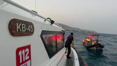 Edremit Altınoluk'ta denizde kaybolan kişiyi cankurtaran ekipleri kurtardı