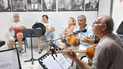 Ezgi Müzik Grubu'ndan sanatseverlere muhteşem konser