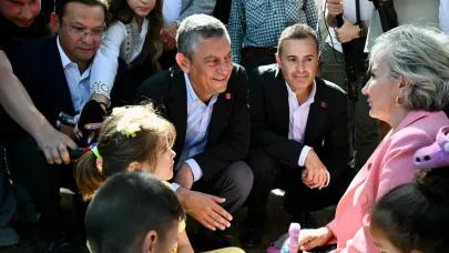 Cumhuriyet Halk Partisi Genel Başkanı Özgür Özel Sındırgı'da