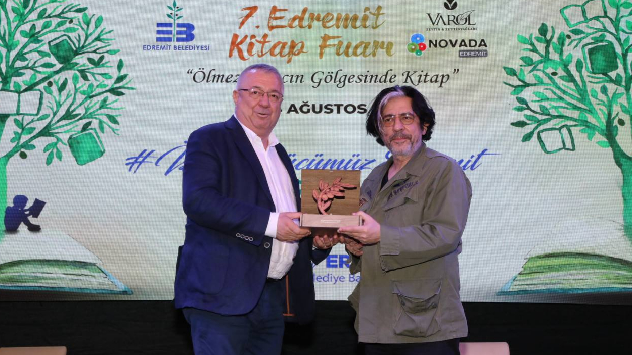 7. Edremit Kitap Fuarı’nda 3. gün coşkusu