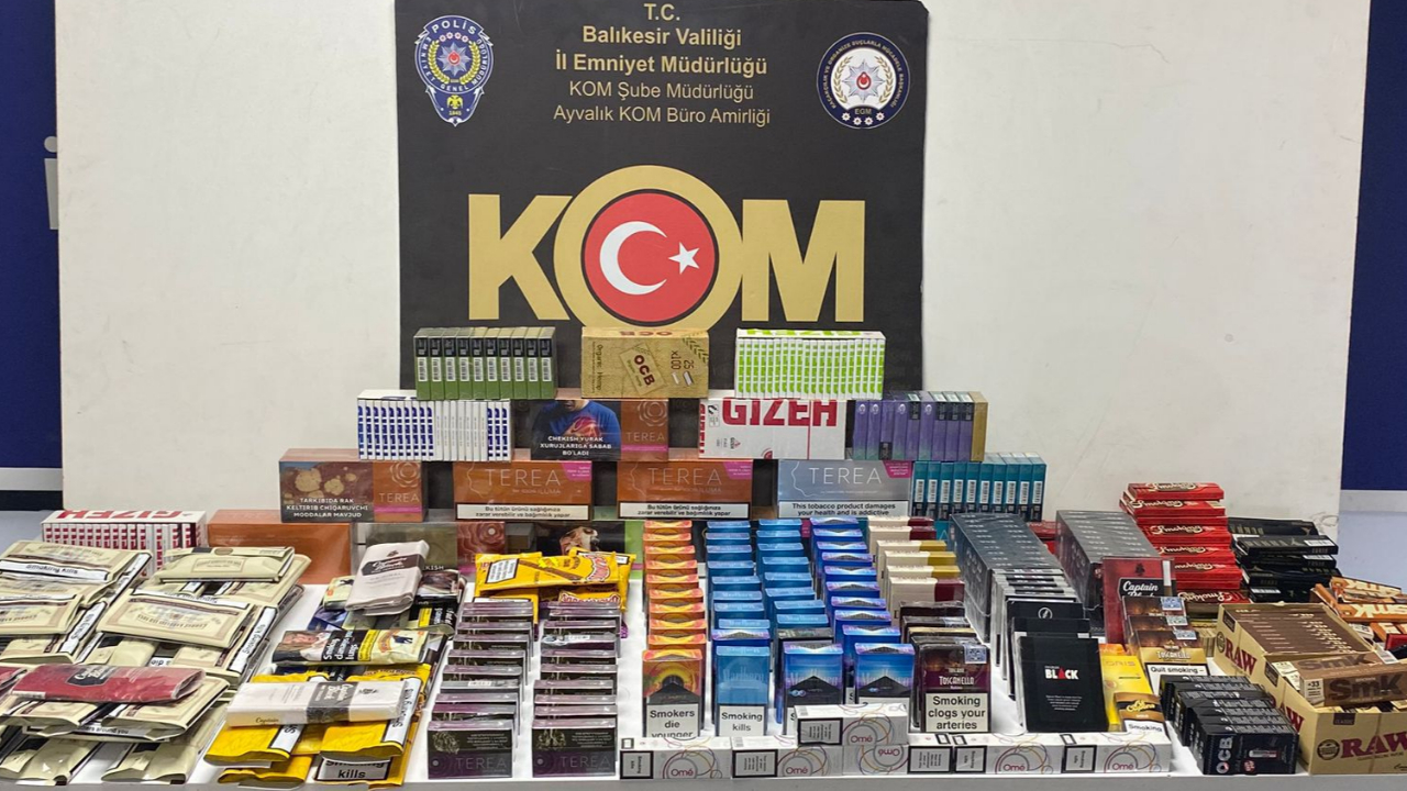 Ayvalık'ta polisten kaçak sigara ve tütün operasyonu