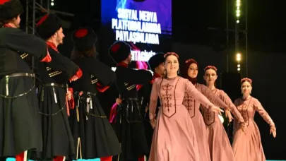 Başkan Akın: “Bizler, hep birlikte büyük bir aileyiz”
