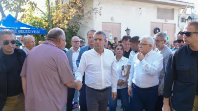 CHP Genel Başkanı Özgür Özel Burhaniye'de