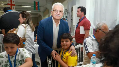 Avrupa’nın en prestijli satranç turnuvası Burhaniye’de başladı