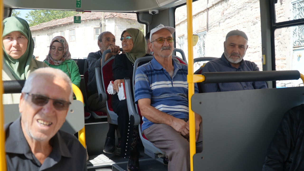 Yeni otobüs hatlarıyla yüzler gülüyor