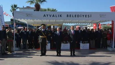 Ayvalık'ta Zafer Bayramı'nın 103. yıldönümü coşkusu