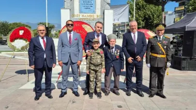 Edremit'te 30 Ağustos zafer sevinci