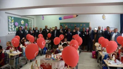 Balıkesir'de de Ders Zili Çaldı:  "Yeni Eğitim Dönemi Başladı!"