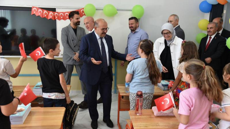 Nergiz İlkokulu'nda İlk Ders Heyecanı