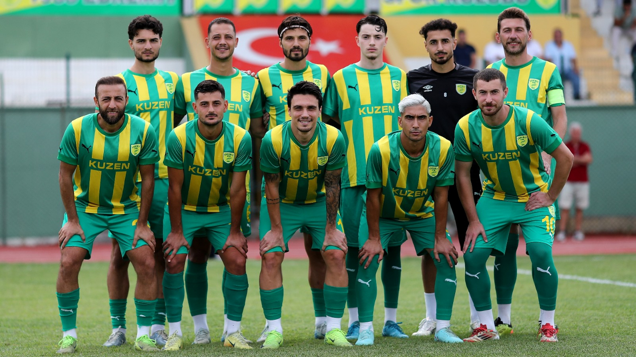 Edremitspor 30 yıllık hasreti bitirmek için sahaya çıkıyor