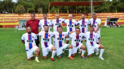 Ayvalık’ta; 8. Dostluk Ve Kardeşlik Masterler Futbol Turnuvası Tamamlandı