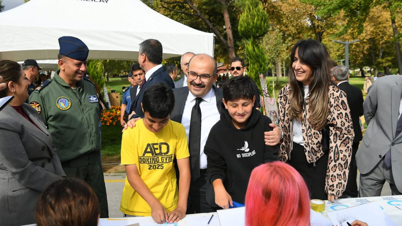 Balıkesir’de “Büyük Aile Şenliği” Düzenlendi