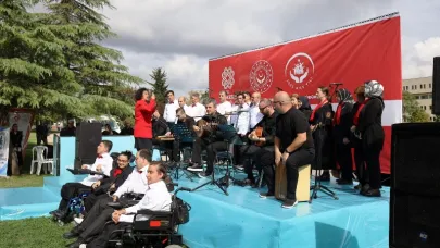 Balıkesir’de “Büyük Aile Şenliği” Yoğun İlgi Gördü
