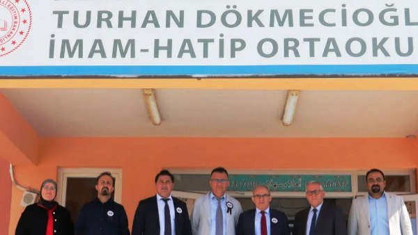 Edremit Halk Eğitimi Merkezi Geçici Yerinde Kurslarına Başladı