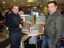 KANARYALAR PODYUMA ÇIKTI