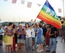 AYVALIK’TA İNSAN HAKLARI DERNEĞİNDEN 12 EYLÜL AÇIKLAMASI