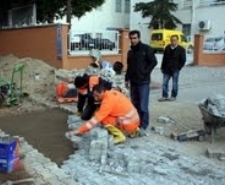 BURHANİYE’DE BELEDİYE BİNASI AÇILIŞA HAZIRLANIYOR
