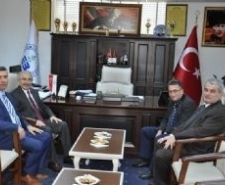 VALİ YAMAN’DAN EDREMİT BELEDİYESİ’NE ZİYARET