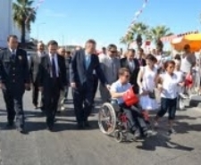 AYVALIK’TA ENGELLİLER ŞENLİĞİ BAŞLADI