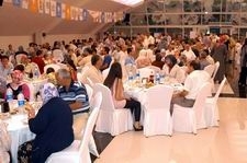 AK PARTİLİLER İFTARDA BULUŞTU