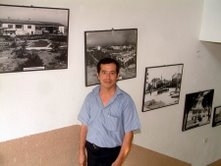 SERGİ SALONU GİBİ KÜTÜPHANE