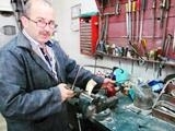 BURHANİYE’NİN “KIZIKLI İŞİ” BIÇAKLARI YOK SATIYOR