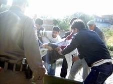 EDREMİT’TE SÜTÇÜYÜ ECEL, SÜT DAĞITIRKEN YAKALADI
