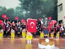 BAHÇEŞEHİR KOLEJİ’NDE OKUMA BAYRAMI