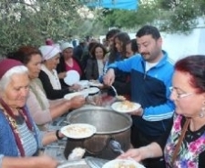 HACIARSLANLAR MAHALLESİ’NDE HIDRELLEZ COŞKUSU
