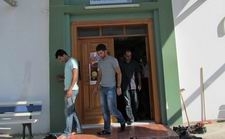 HAYIRSEVERİN YAPTIRDIĞI CAMİ BAKIMSIZLIKTAN DÖKÜLÜYOR